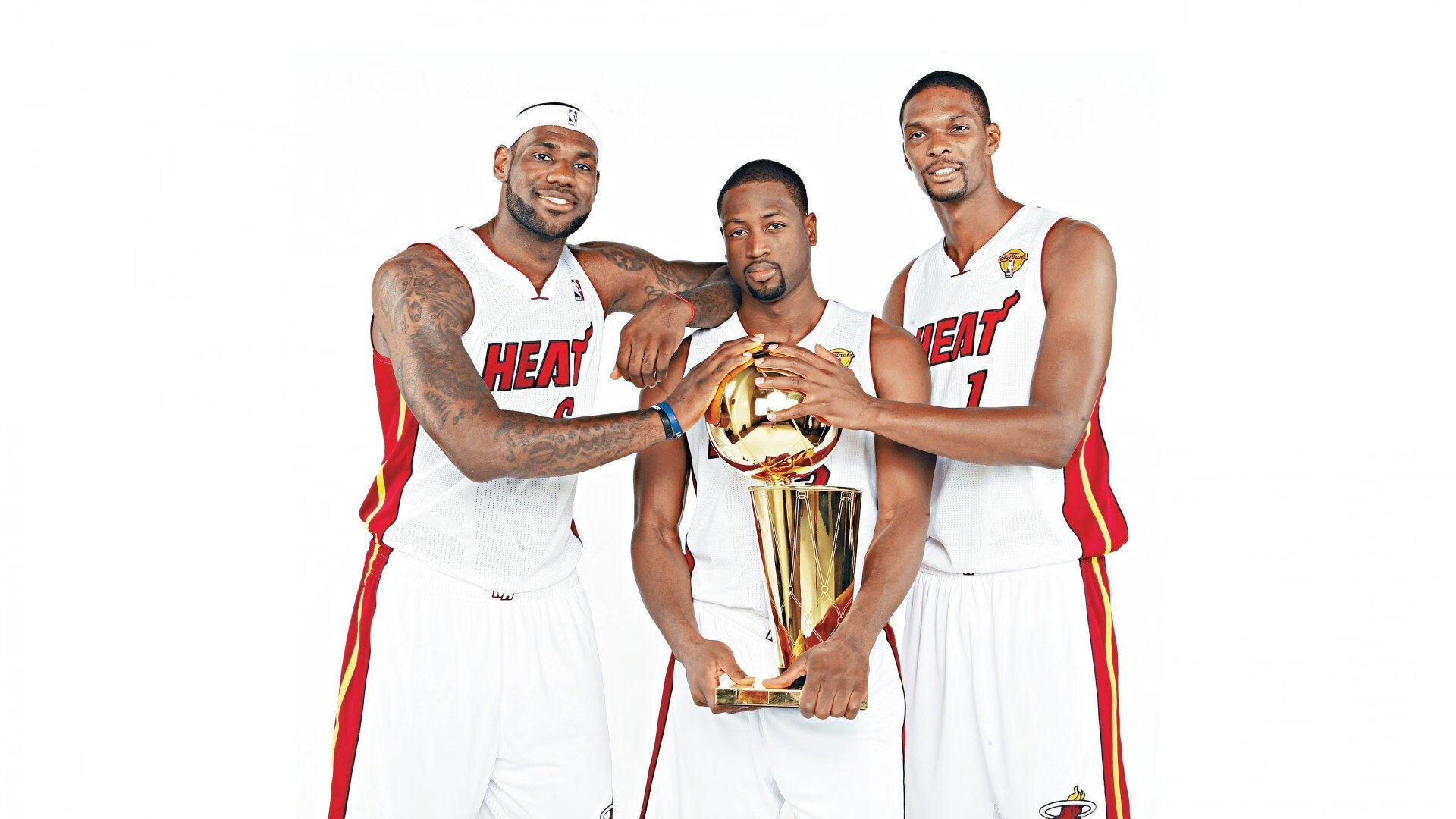 凯尔特人终结雄鹿，当团队篮球的齿轮碾过超级巨星