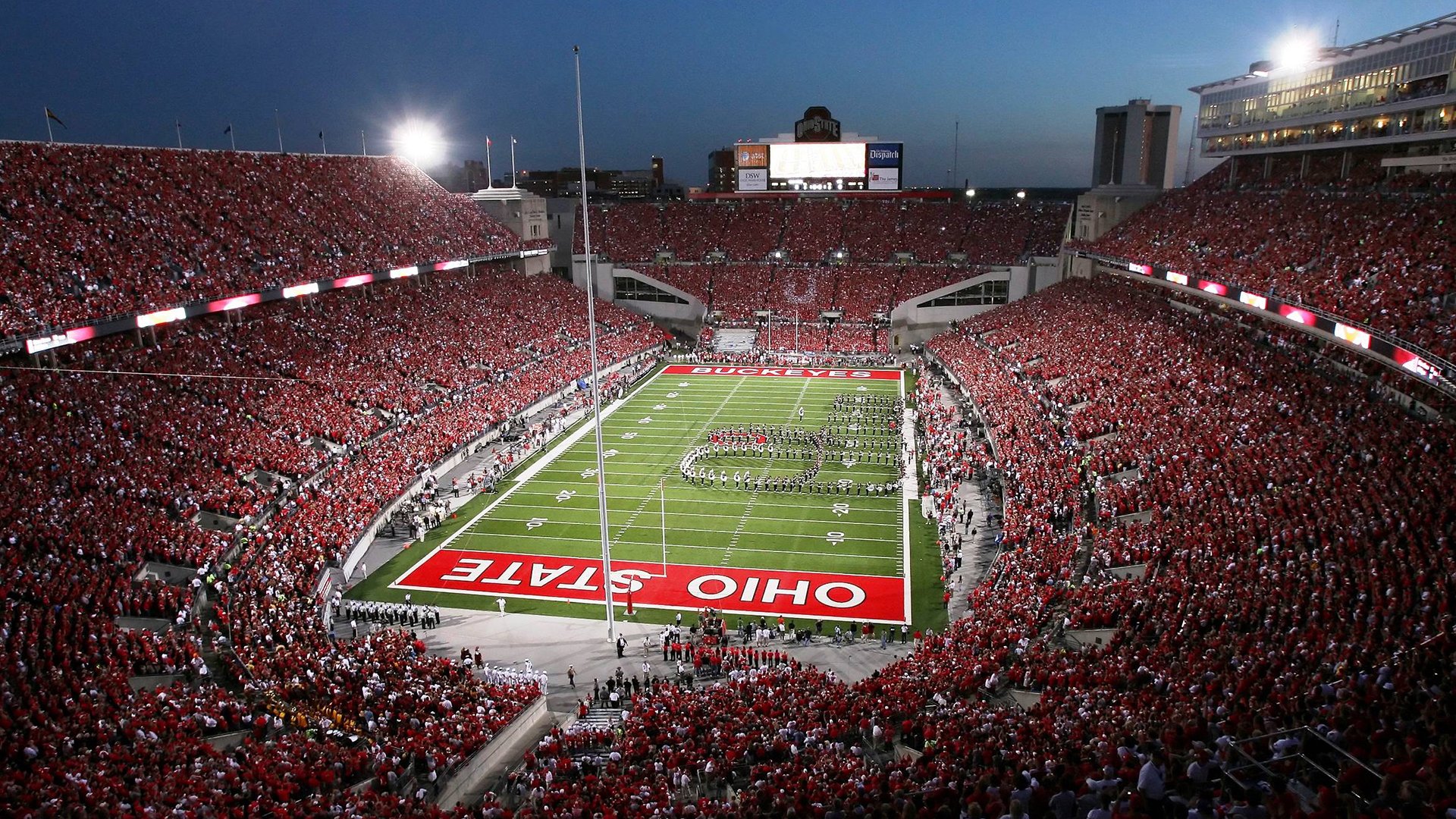 开云体育2026-杰伦格林爆发撕裂防线，凯尔特人斩落独行侠显冠军相